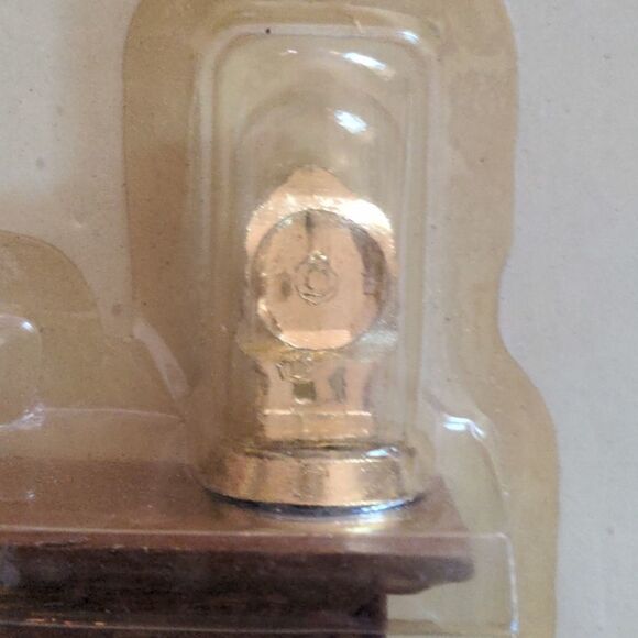 Hello Dolly vintage doll house fireplace and accessories‎ NIP 🌈5 for $25 - Picture 4 of 8